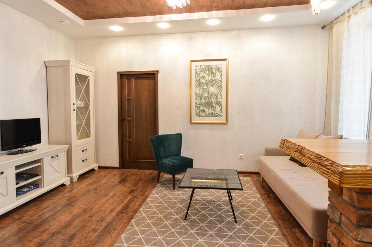 Courtyard Gallery Apartment With Free Parking Kaunas Extérieur photo