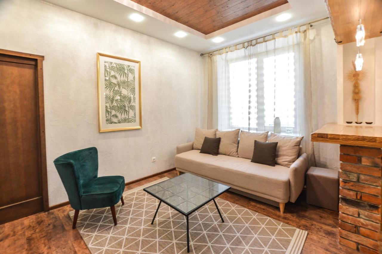 Courtyard Gallery Apartment With Free Parking Kaunas Extérieur photo
