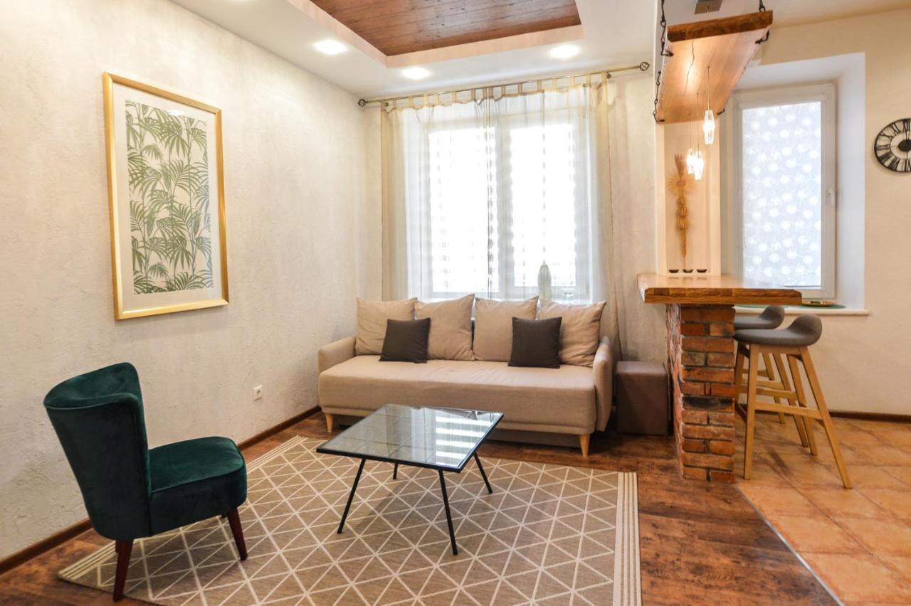 Courtyard Gallery Apartment With Free Parking Kaunas Extérieur photo